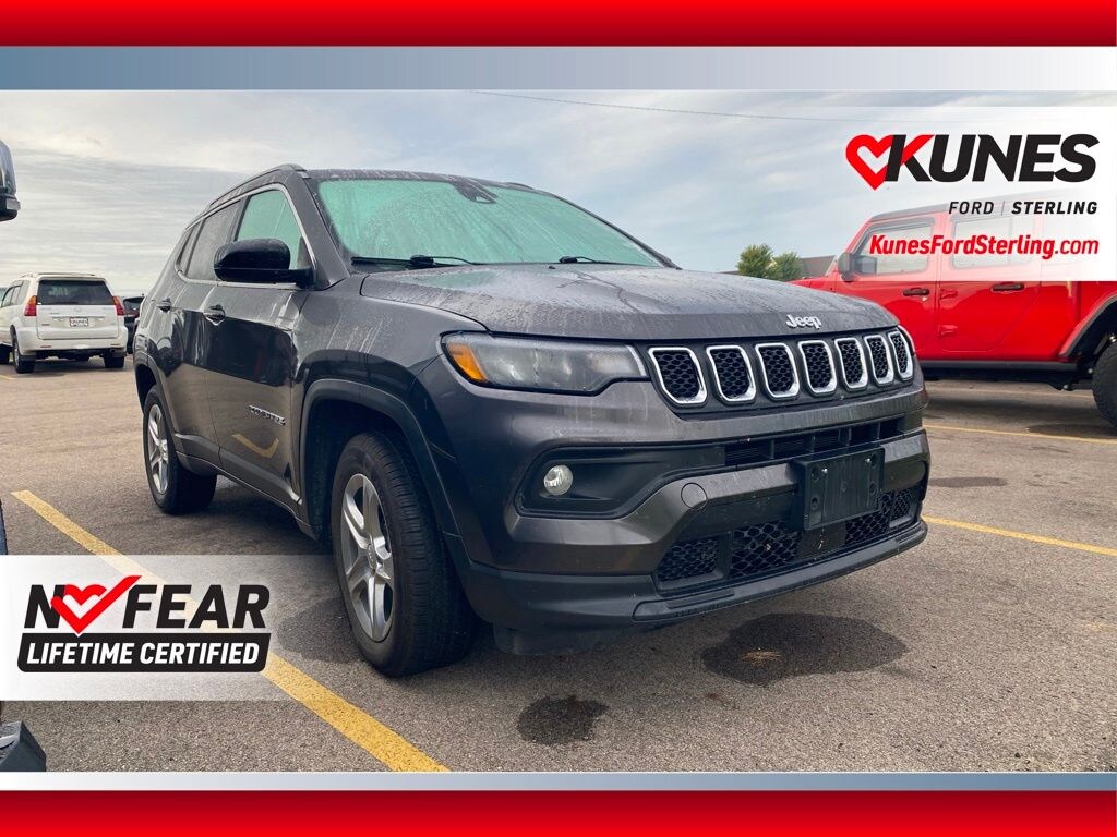 Used 2024 Jeep Compass Latitude SUV