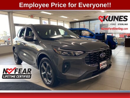 2025 Ford Escape ST-Line Select SUV