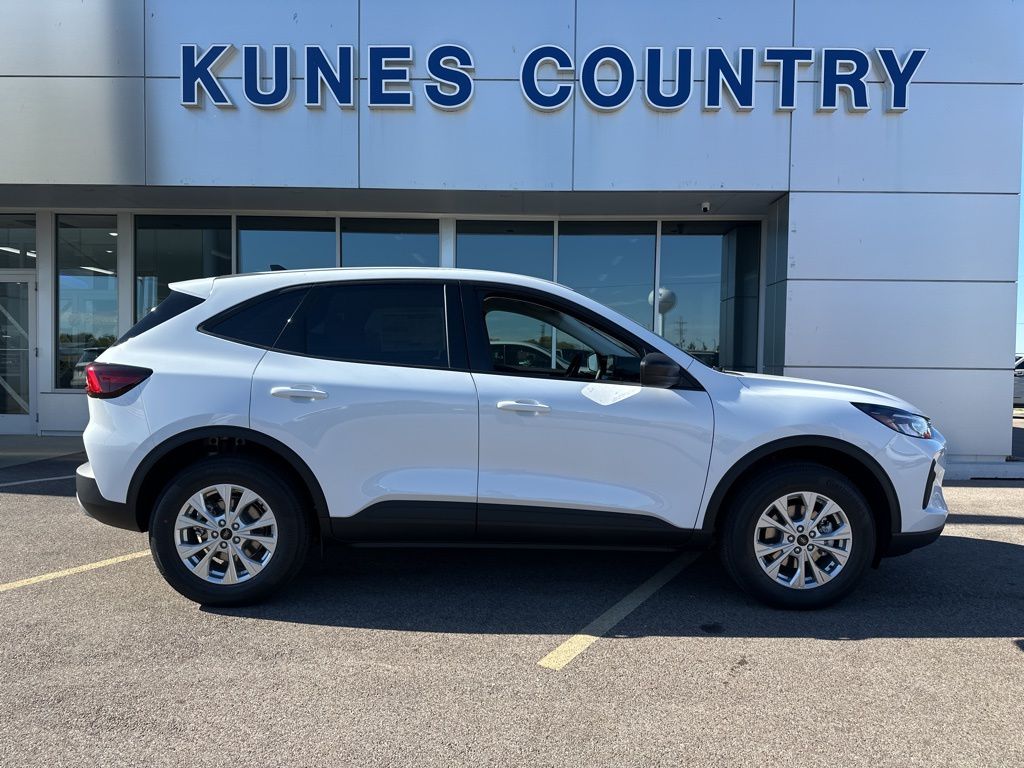 2026 Ford Escape Active photo 3