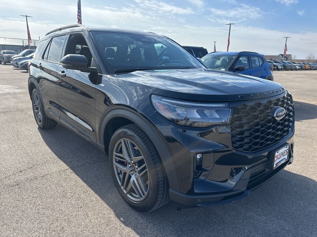 New 2026 Ford Explorer ST-Line SUV