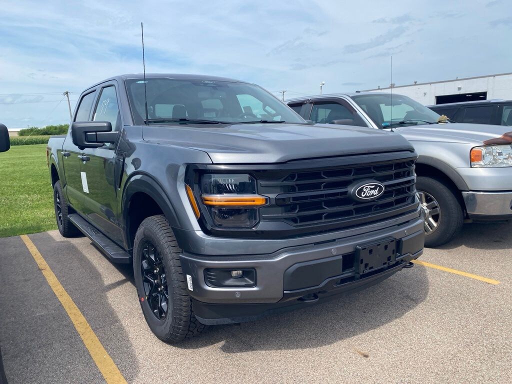 New 2026 Ford F-150 XLT Truck SuperCrew Cab