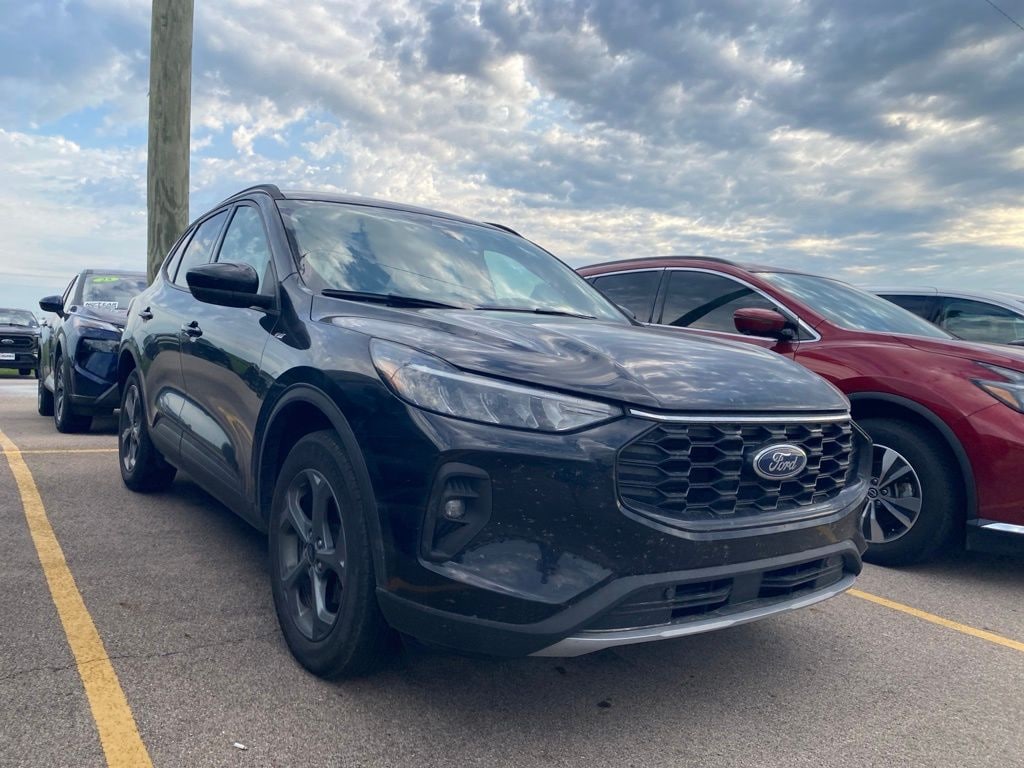 Certified 2025 Ford Escape ST-Line Select 401A SUV