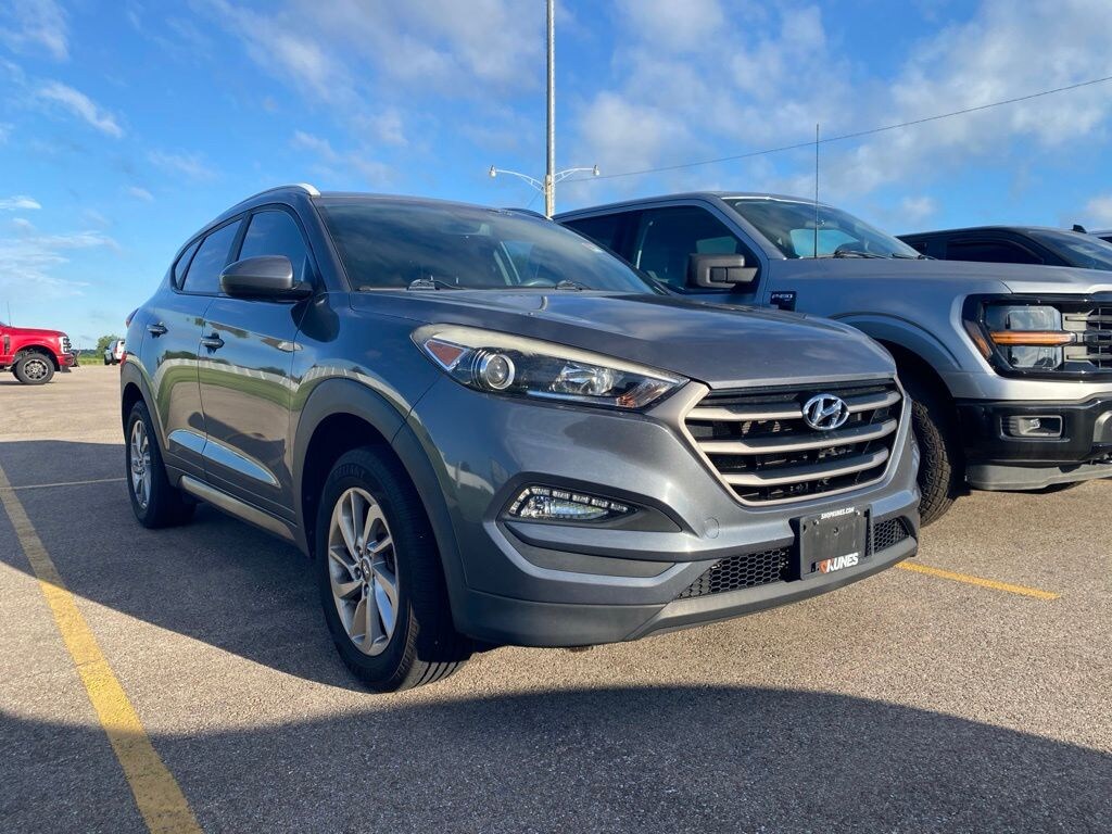Used 2016 Hyundai Tucson SE SUV