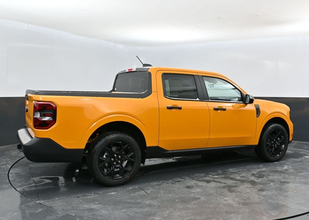 New 2026 Ford Maverick XLT Truck SuperCrew