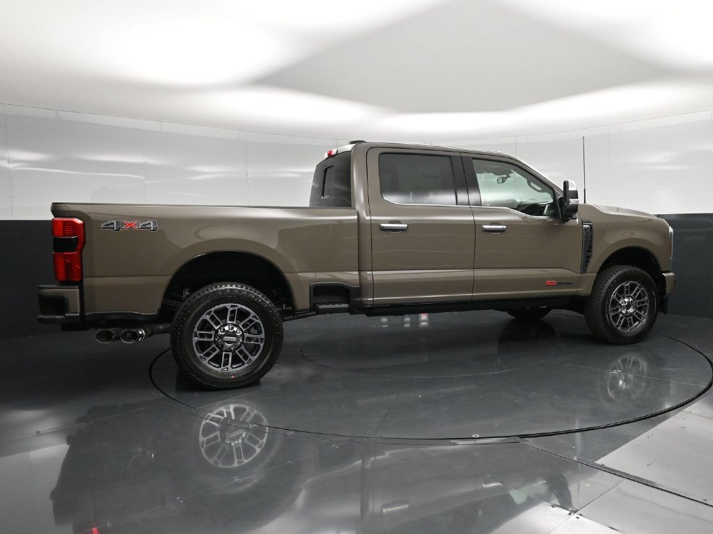 New 2027 Ford F-350 Platinum Truck Crew Cab