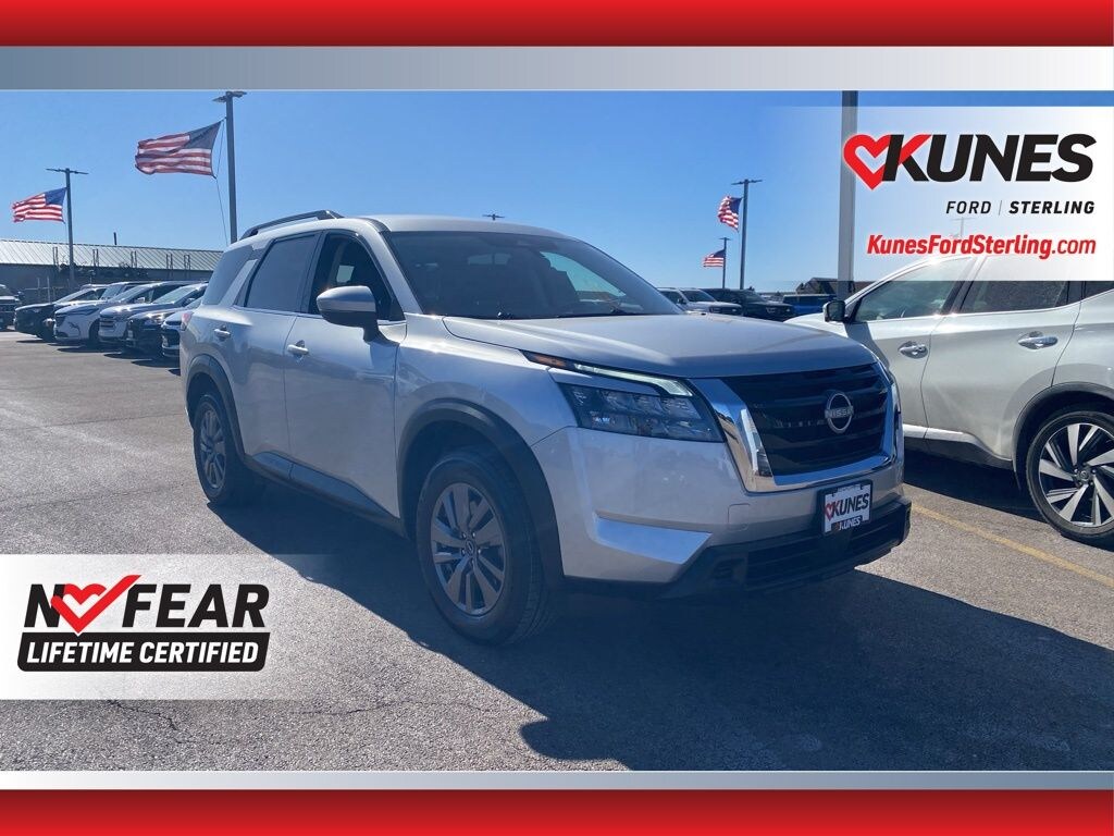 Used 2025 Nissan Pathfinder SV SUV