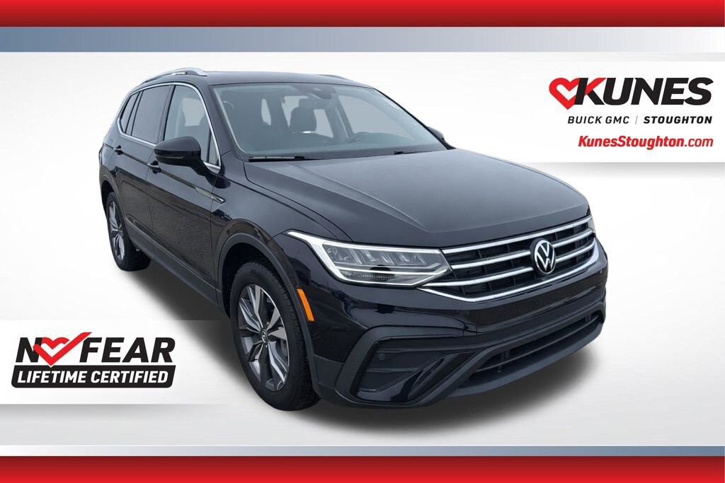 Used 2024 Volkswagen Tiguan SE