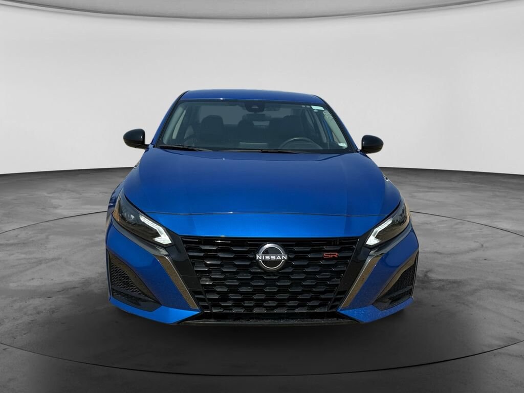 Used 2025 Nissan Altima SR