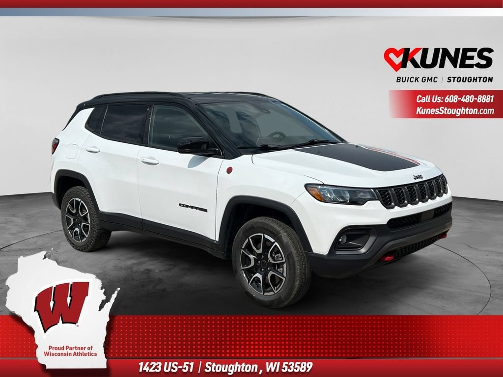 Used 2025 Jeep Compass Trailhawk