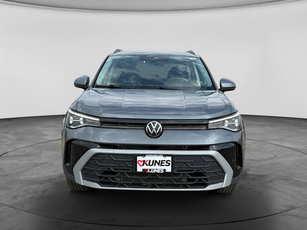 Used 2025 Volkswagen Taos SE