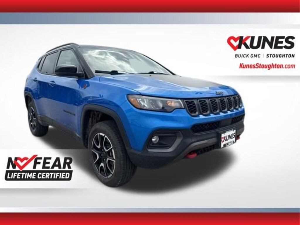 Used 2025 Jeep Compass Trailhawk