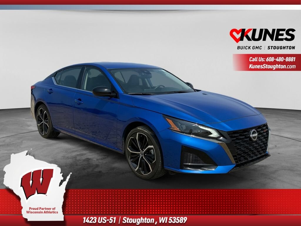 Used 2025 Nissan Altima SR