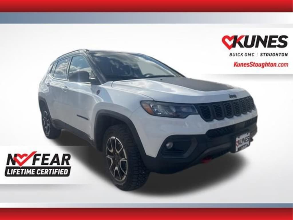 Used 2025 Jeep Compass Trailhawk