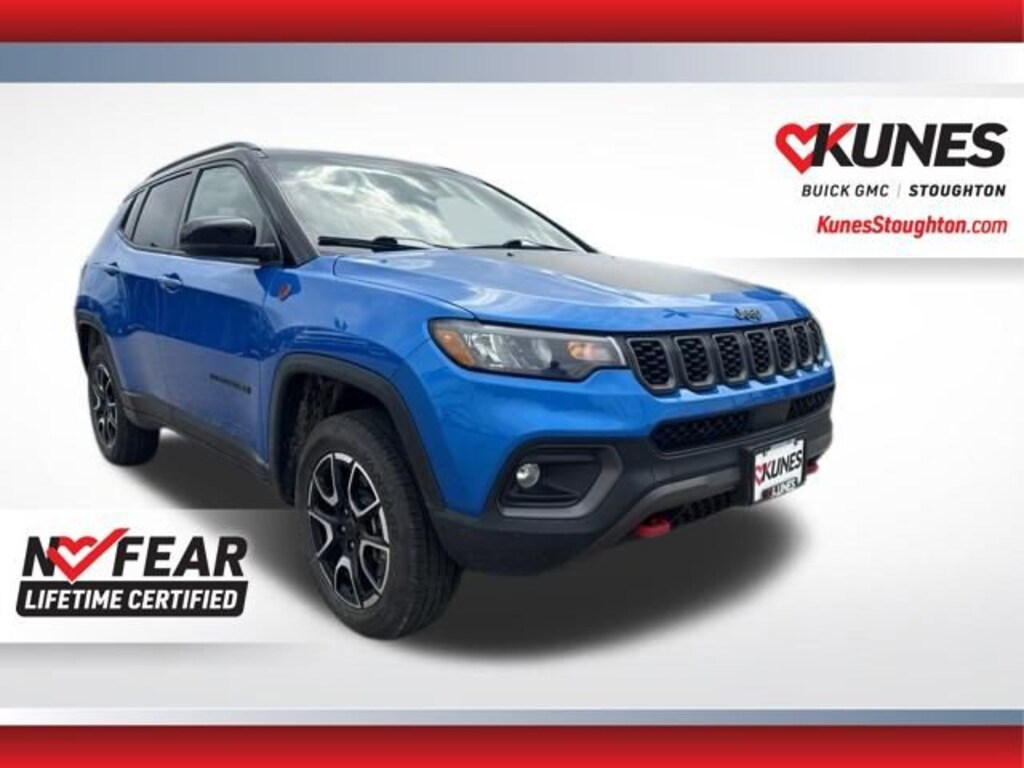 Used 2025 Jeep Compass Trailhawk