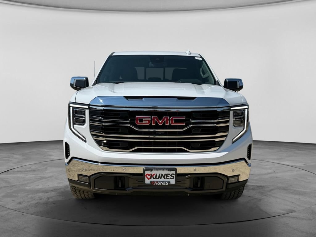 Used 2022 GMC Sierra 1500 SLT Truck