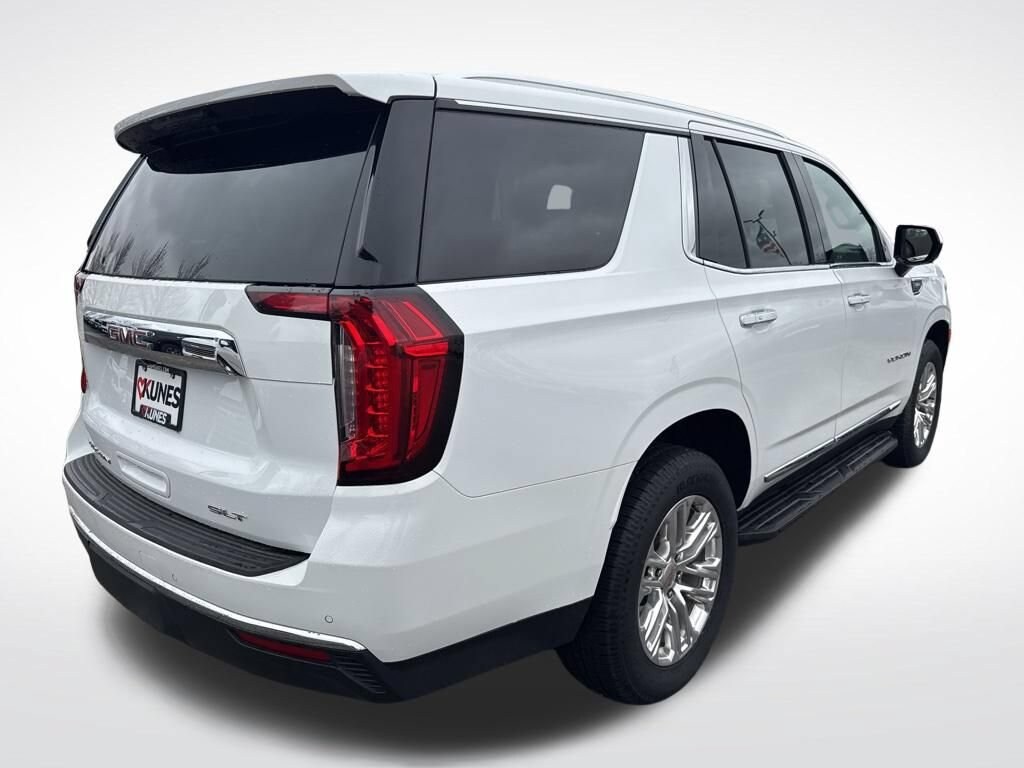 Used 2024 GMC Yukon SLT SUV