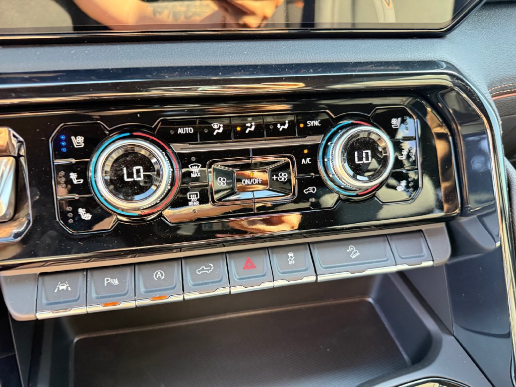 2026 GMC Sierra 1500 AT4 - Photo 23