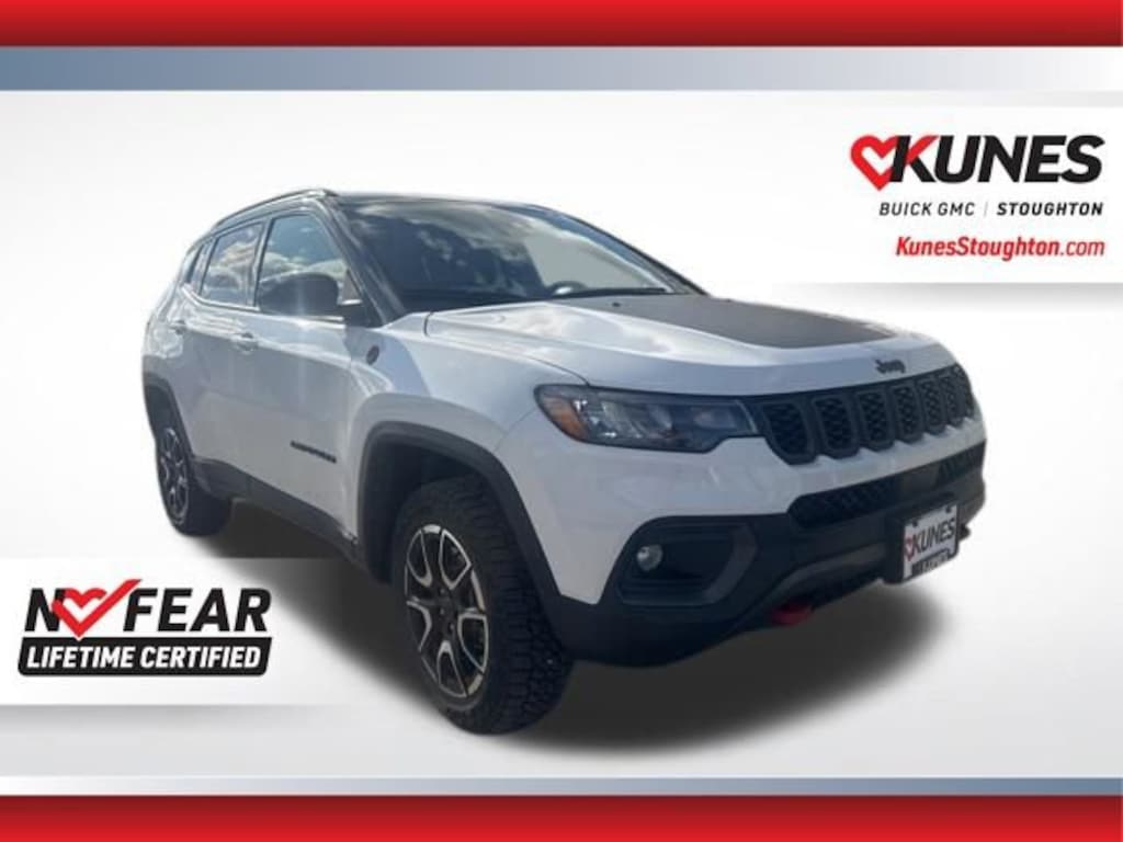 Used 2025 Jeep Compass Trailhawk