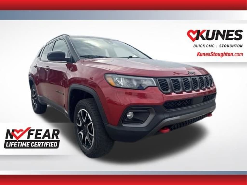 Used 2025 Jeep Compass Trailhawk