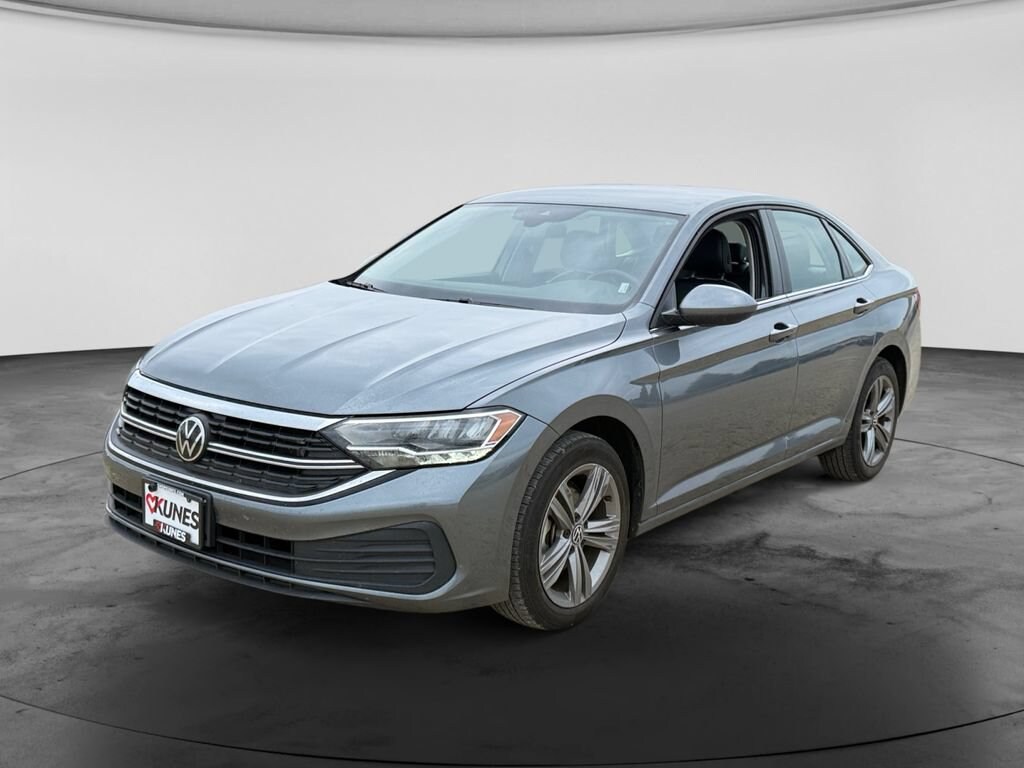 Used 2024 Volkswagen Jetta SE