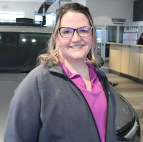 Staff member Amanda Spellman from ec32852728e1