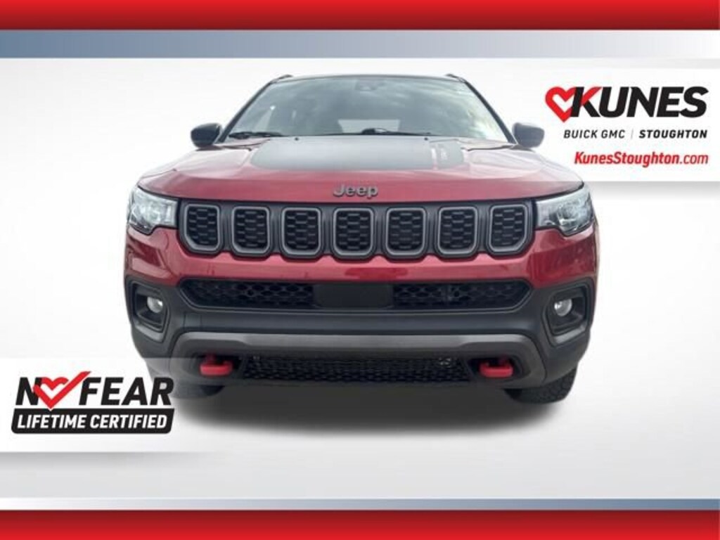 Used 2025 Jeep Compass Trailhawk