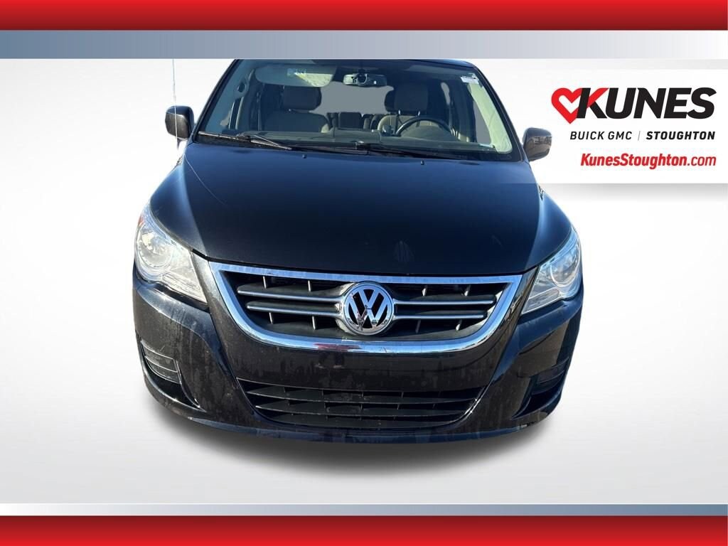 Used 2012 Volkswagen Routan SE