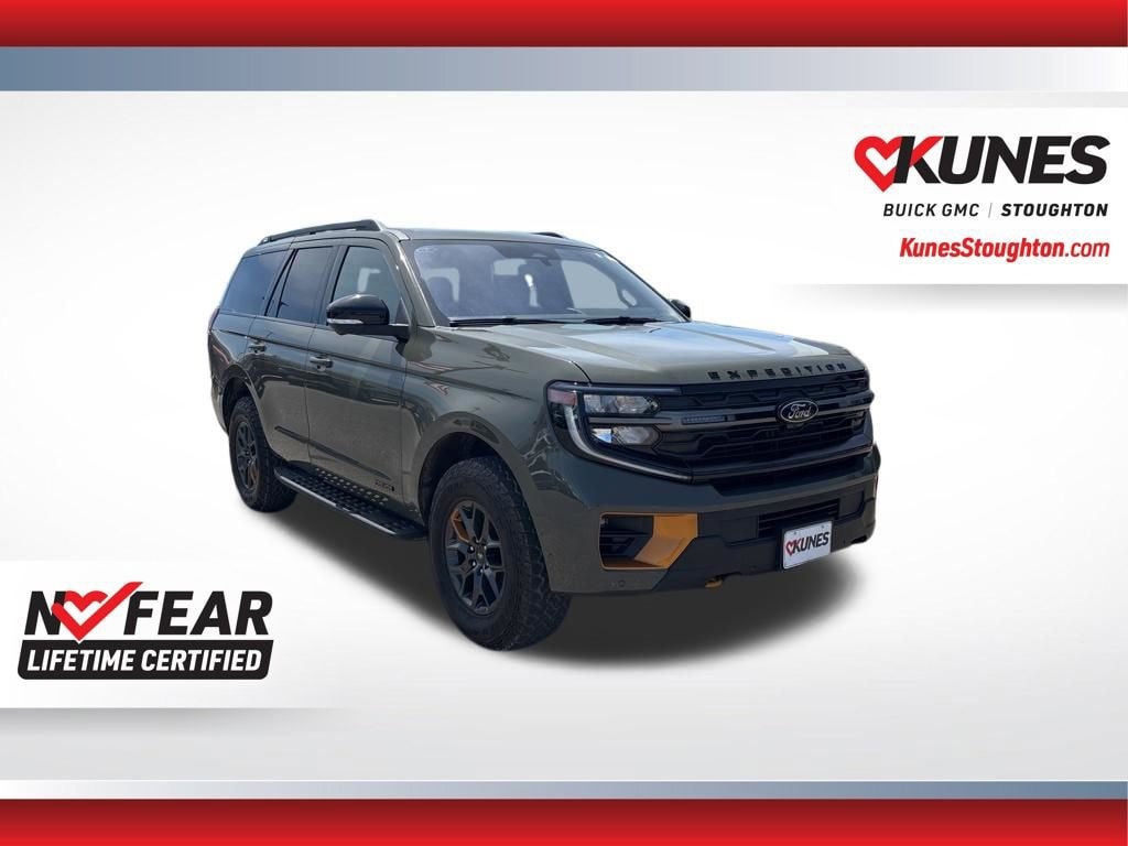2025 Ford Expedition Tremor's photo