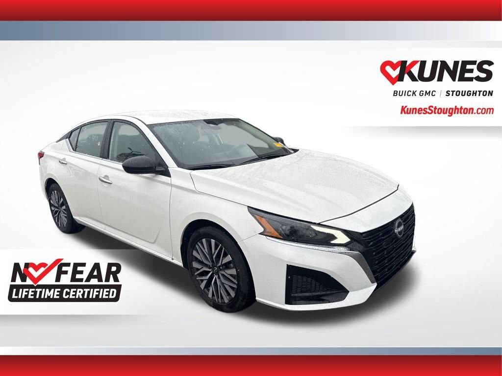 Used 2025 Nissan Altima SV
