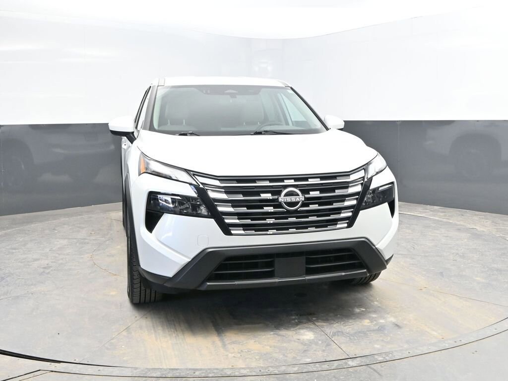 Used 2025 Nissan Rogue SV