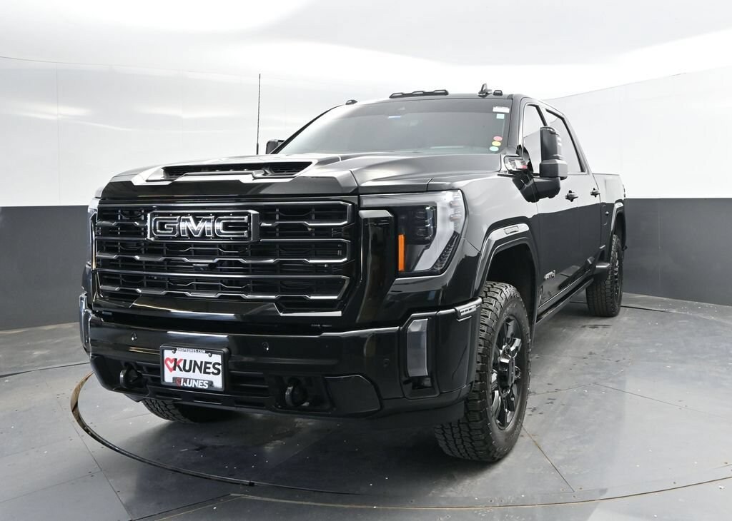 Used 2024 GMC Sierra 2500 HD AT4 Truck
