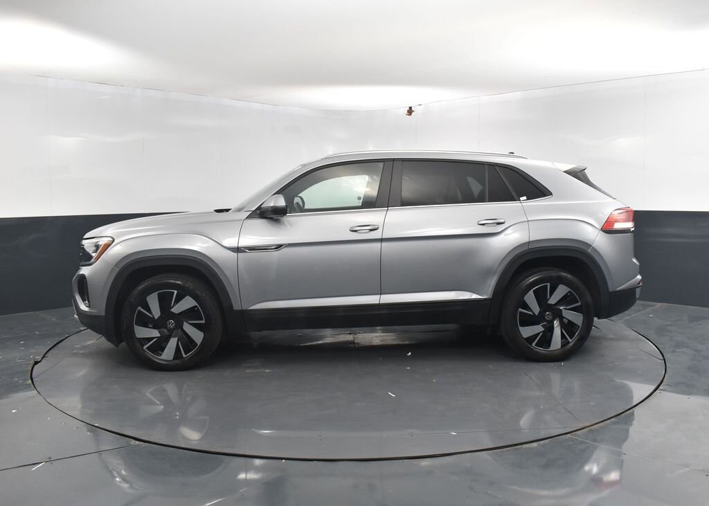 Used 2024 Volkswagen Atlas Cross Sport 2.0T SE w/Technology
