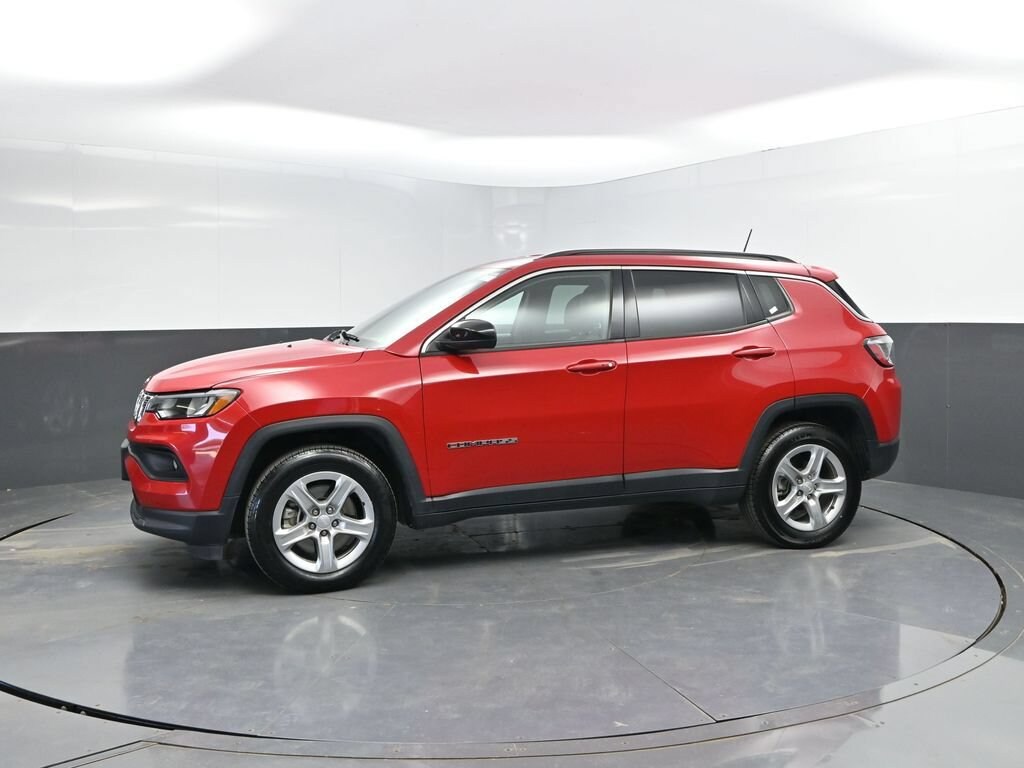 Used 2024 Jeep Compass Latitude