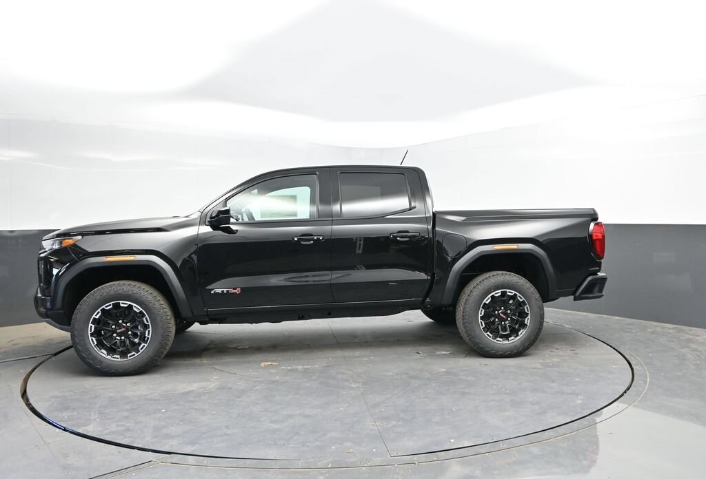 New 2026 GMC Canyon AT4 Truck