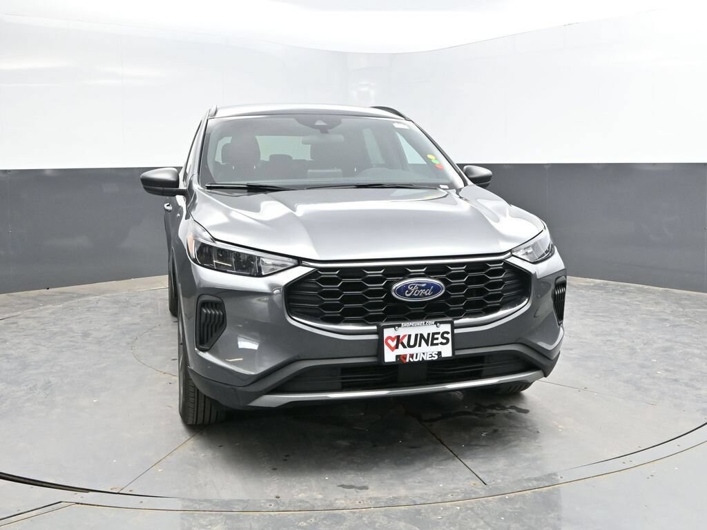 Used 2025 Ford Escape ST-Line