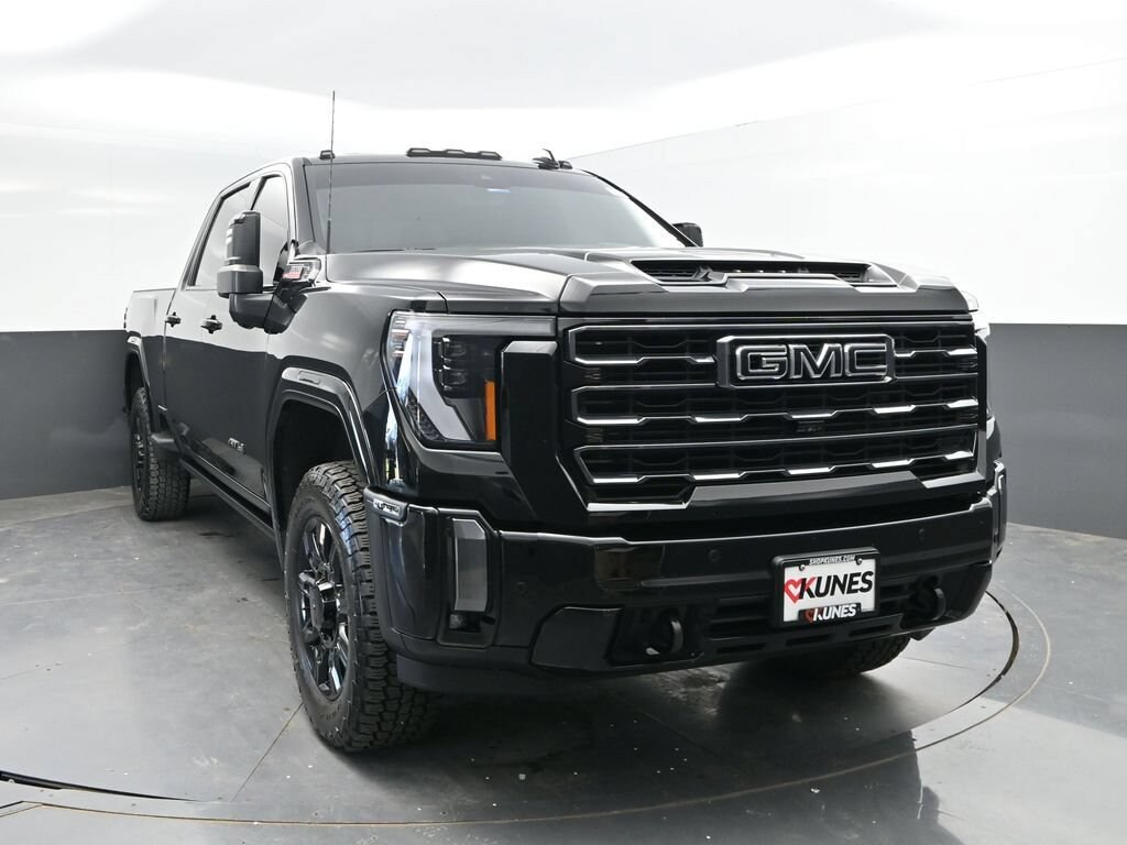 Used 2024 GMC Sierra 2500 HD AT4 Truck