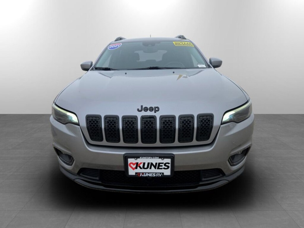 Used 2021 Jeep Cherokee Altitude