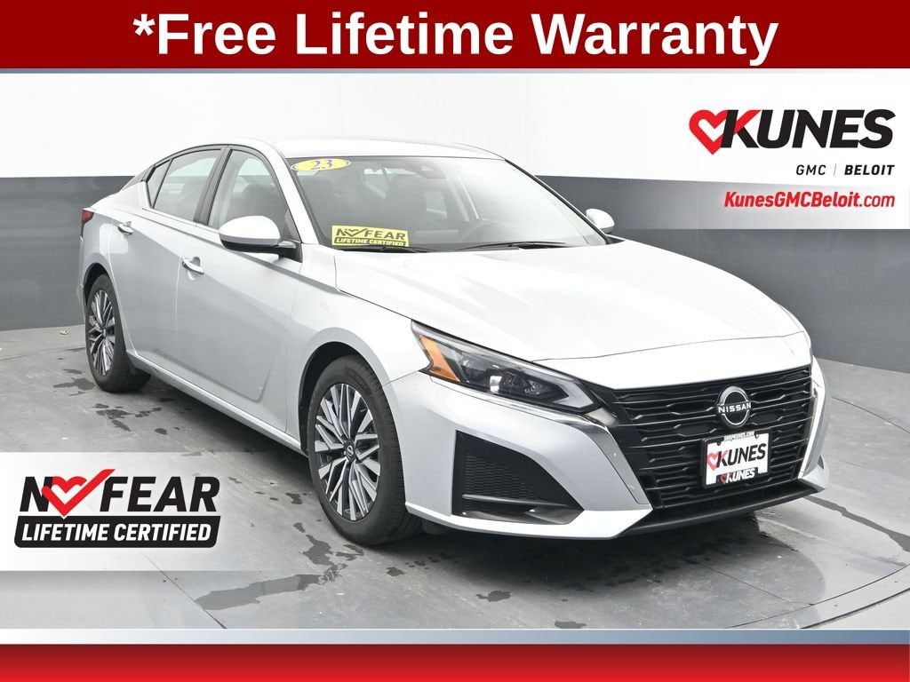 2023 Nissan Altima 2.5 SV FWD photo