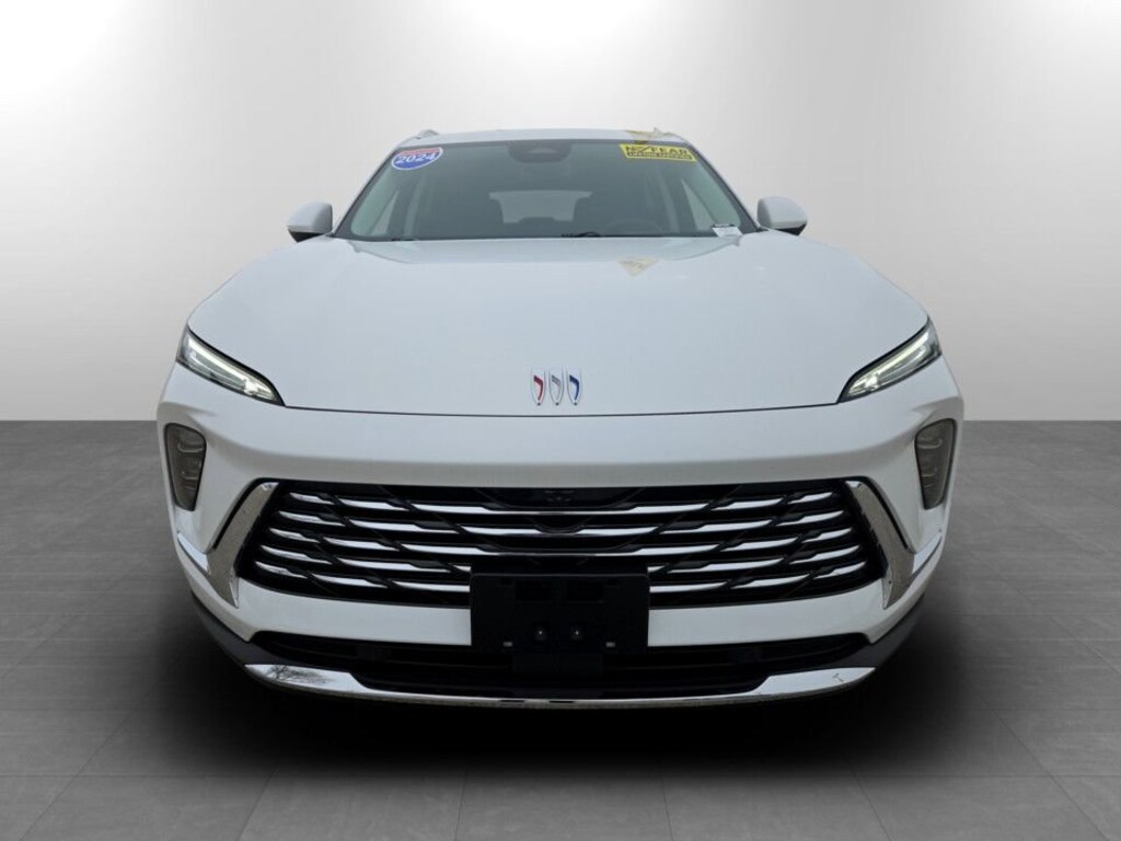 Used 2024 Buick Envision Preferred SUV