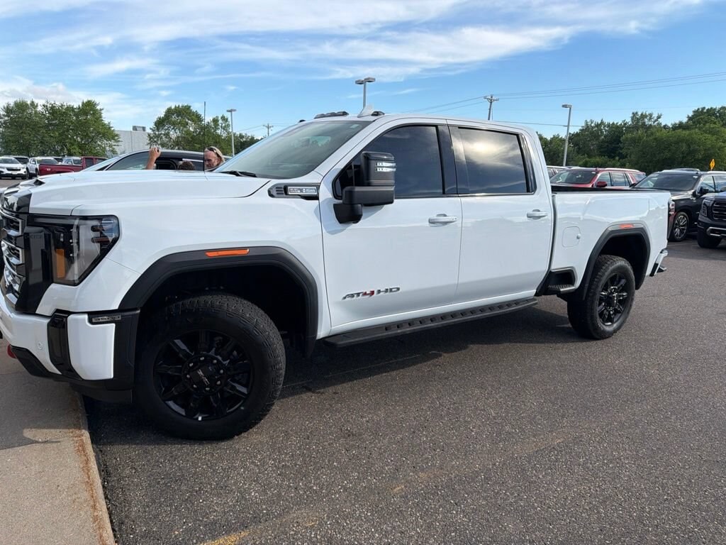 Used 2025 GMC Sierra 3500 HD AT4 Truck