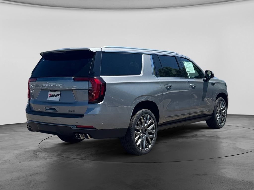 2026 GMC Yukon XL Denali Ultimate - Photo 8