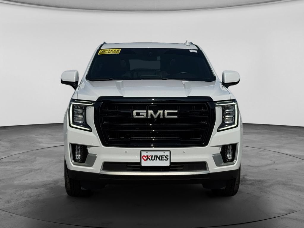Used 2023 GMC Yukon SLT with VIN 1GKS2BKT7PR467755 for sale in Hastings, Minnesota
