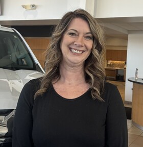 Staff member Tammy Chamberlain from ID_6be668