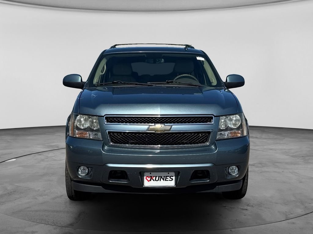 Used 2010 Chevrolet Tahoe LT with VIN 1GNUKBE02AR266088 for sale in Hastings, Minnesota
