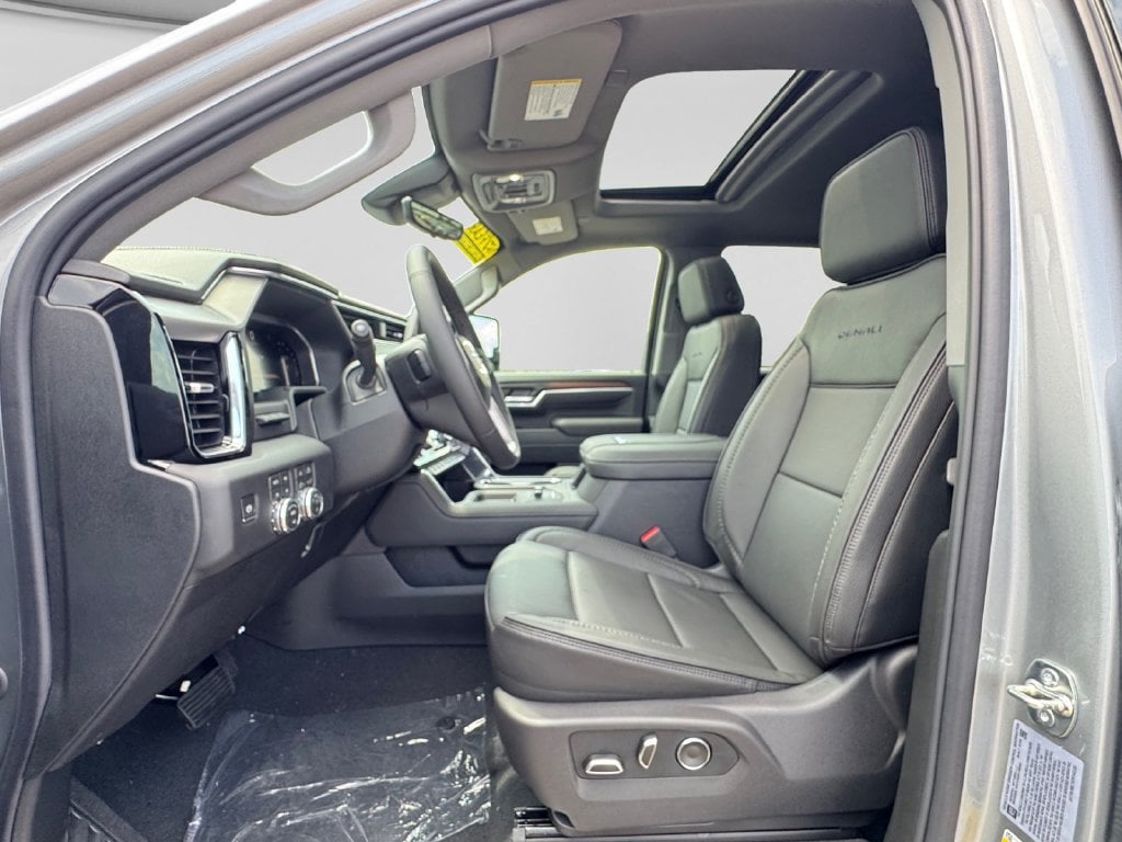 2026 GMC Sierra 3500HD Denali - Photo 14