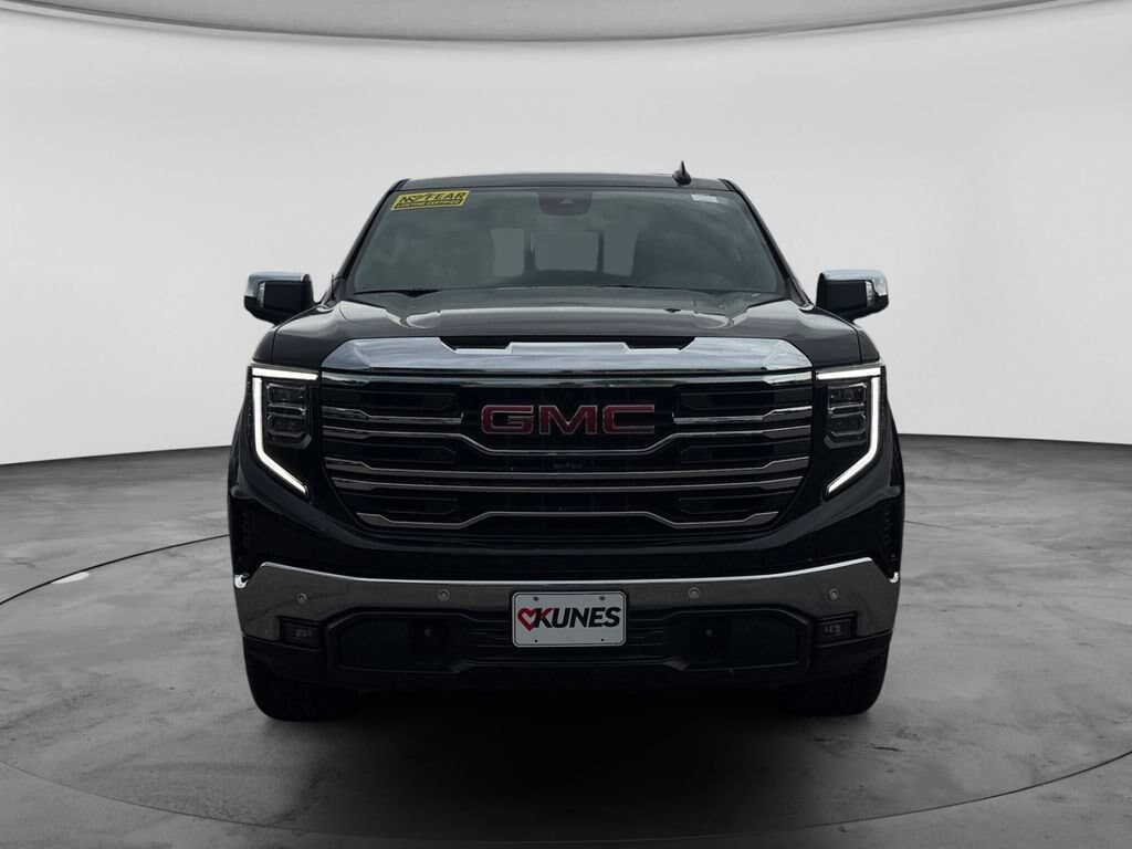 Used 2025 GMC Sierra 1500 SLT Truck