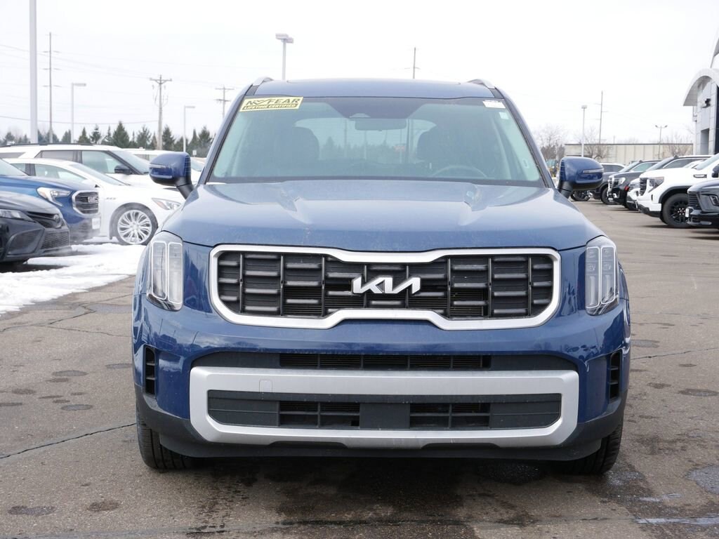 Used 2025 Kia Telluride S SUV