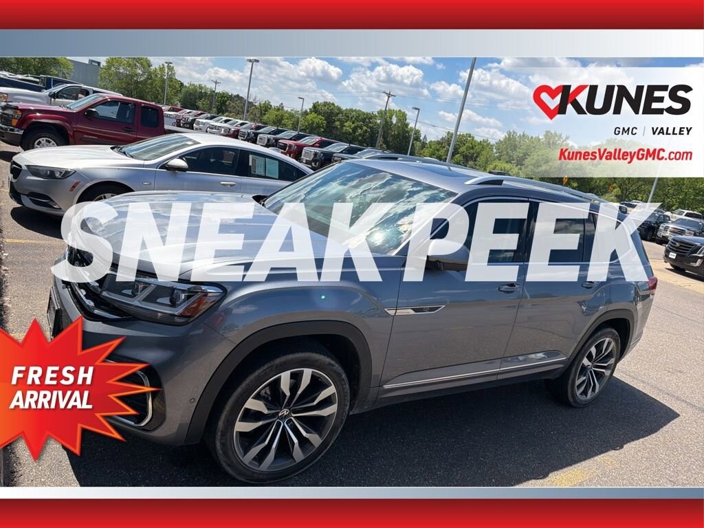 Used 2023 Volkswagen Atlas 3.6L V6 SEL Premium R-Line