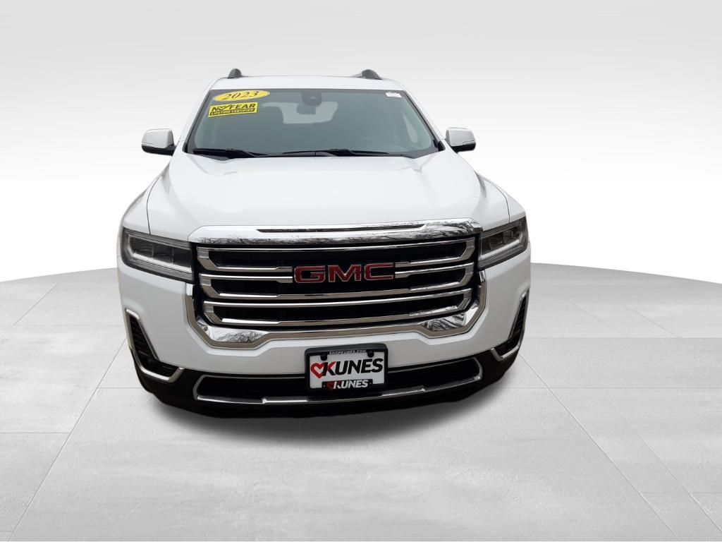 2023 Gmc Acadia SLT photo 2