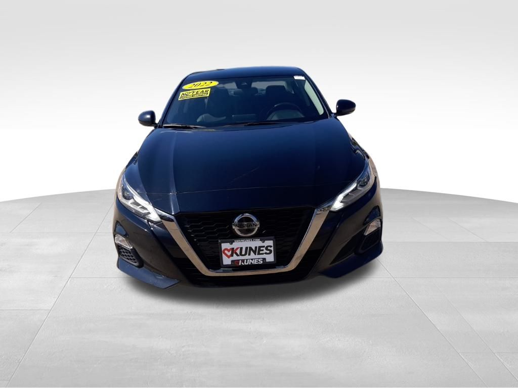 2022 Nissan Altima 2.5 SR photo 2